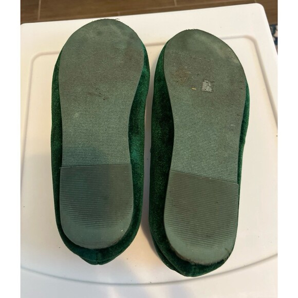 Kids' embroidered-skull velvet slip-on shoes - Picture 8 of 9